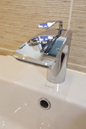 thirston int tap 1 sm.jpg